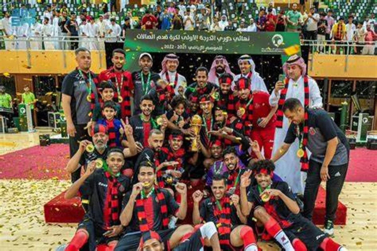 تتويج الرياض بكأس الدوري السعودي الممتاز